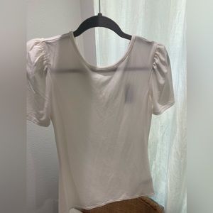 Express Top in white NWT size medium